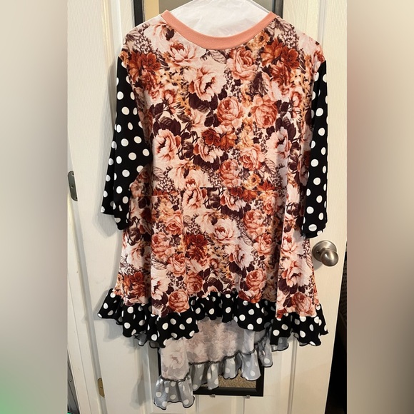 LuisaLove30 Tops - Custom Blouse